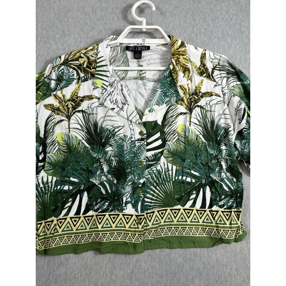 Love x Design Cropped Hawaiian Shirt Size L Rayon Green Floral Short‎ Sleeve